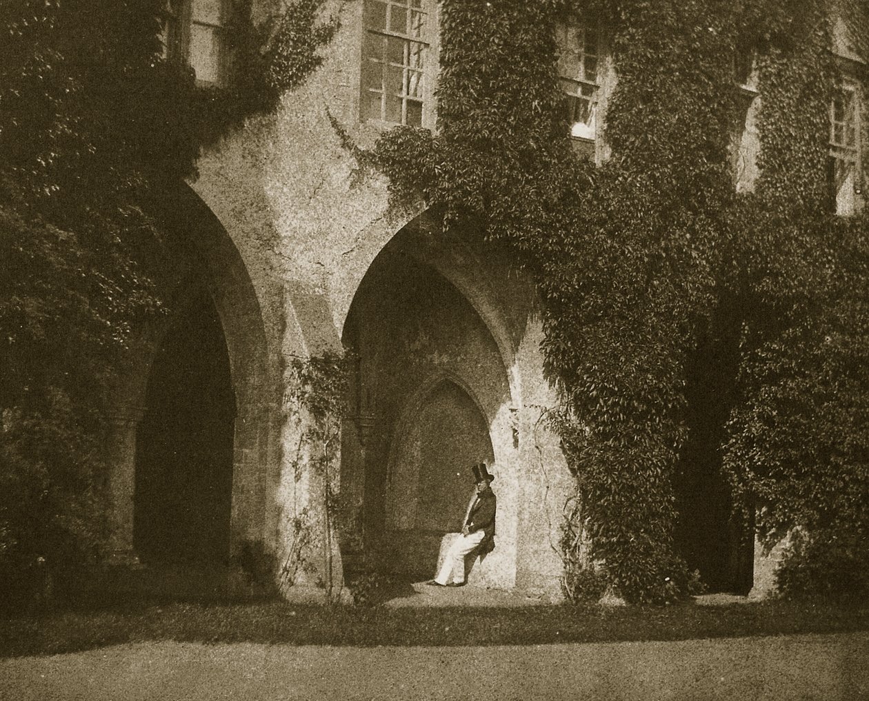 The Ancient Vestry, Eylül 1845 (calotype negatiften tuzlu kağıt baskısı) by William Henry Fox Talbot