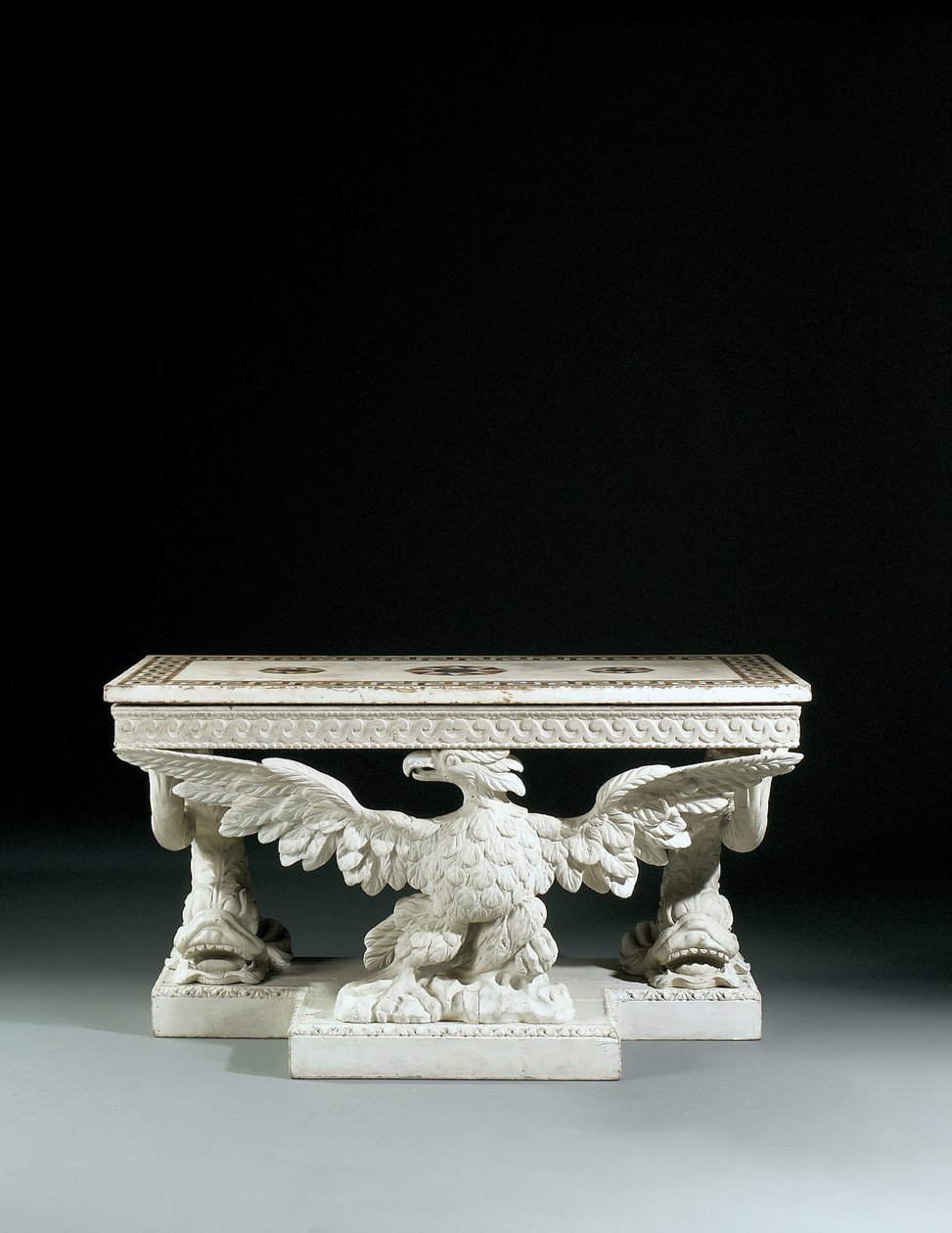 Bir çift George II yan sehpadan biri by William Kent