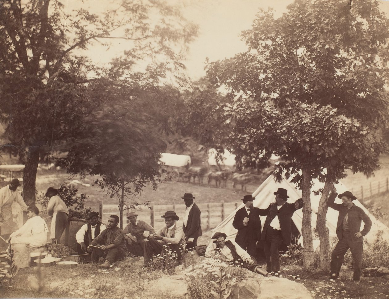 Kaptan Hoff Kampı, Arkadan Görünüm, Gettysburg, Pensilvanya, Temmuz 1865. by William Morris Smith