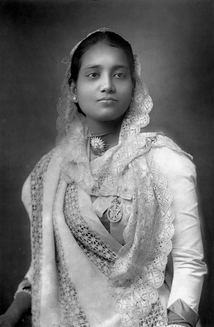 Koch Bihar İmparatoriçesi, Batı Bengal, Hindistan, 1893. by William and Daniel Downey