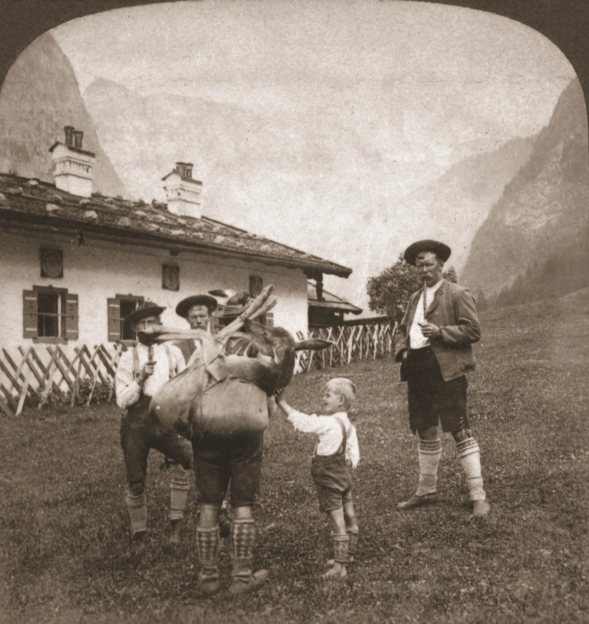 Bavyera Dağcıları, Almanya, 1898. by Works and Sun Sculpture Studios