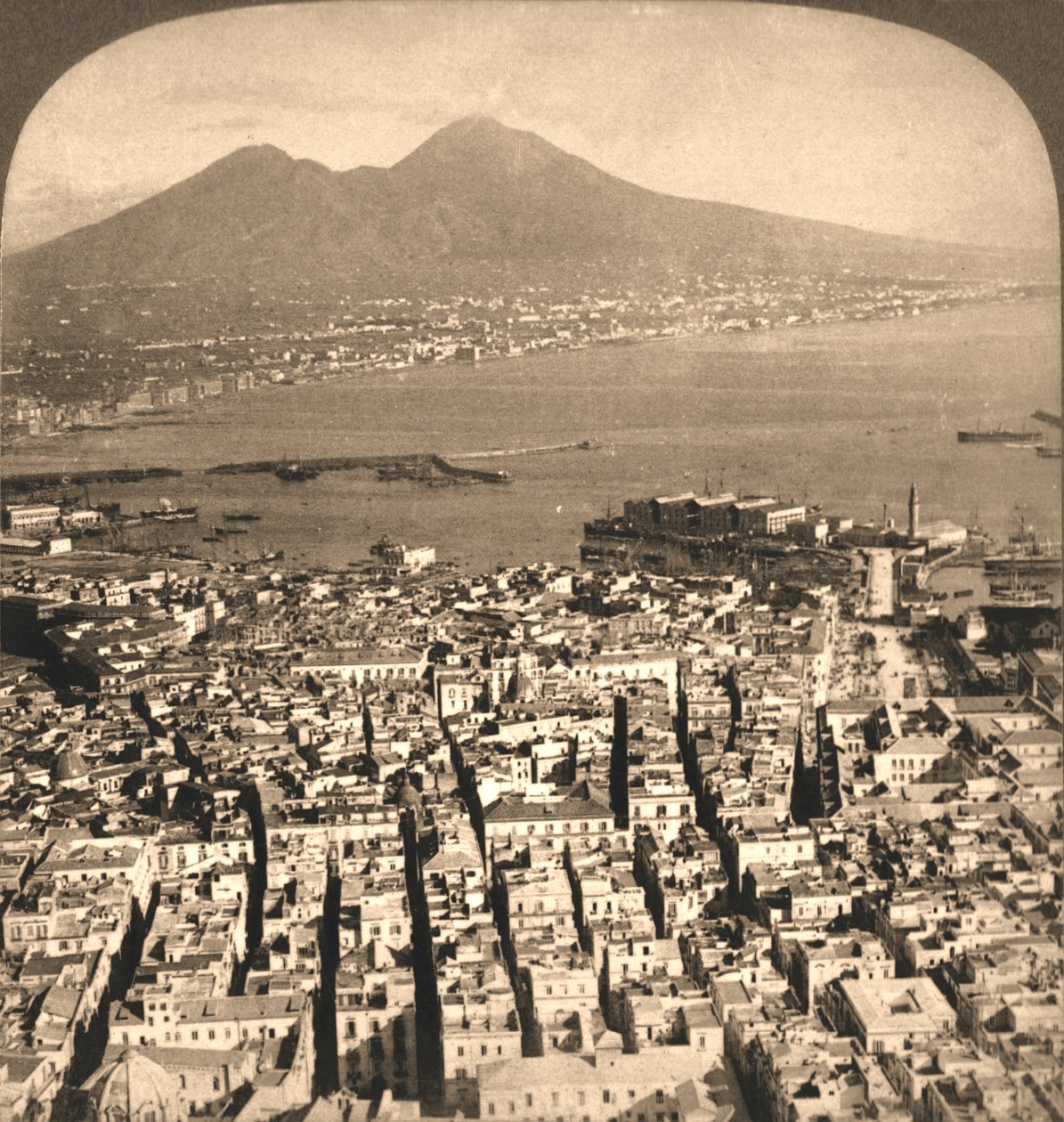 Napoli, Körfez ve Vezüv, İtalya, 1897. by Works and Sun Sculpture Studios