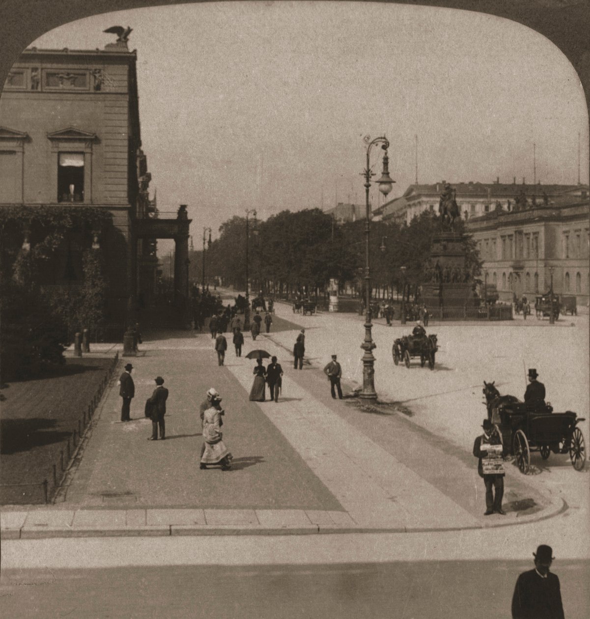 Unter den Linden, Berlin, 1903. by Works and Sun Sculpture Studios