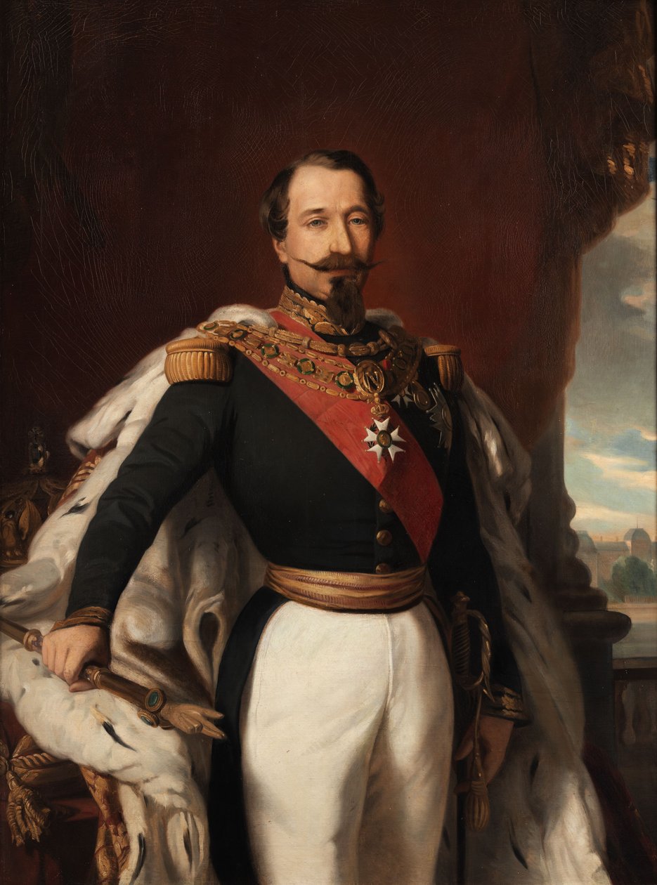 Napolyon III arka planda bir taç ve asa ile bir masada bir ermin ceket ile üniformalı, Louvre by workshop of Franz Xaver Winterhalter