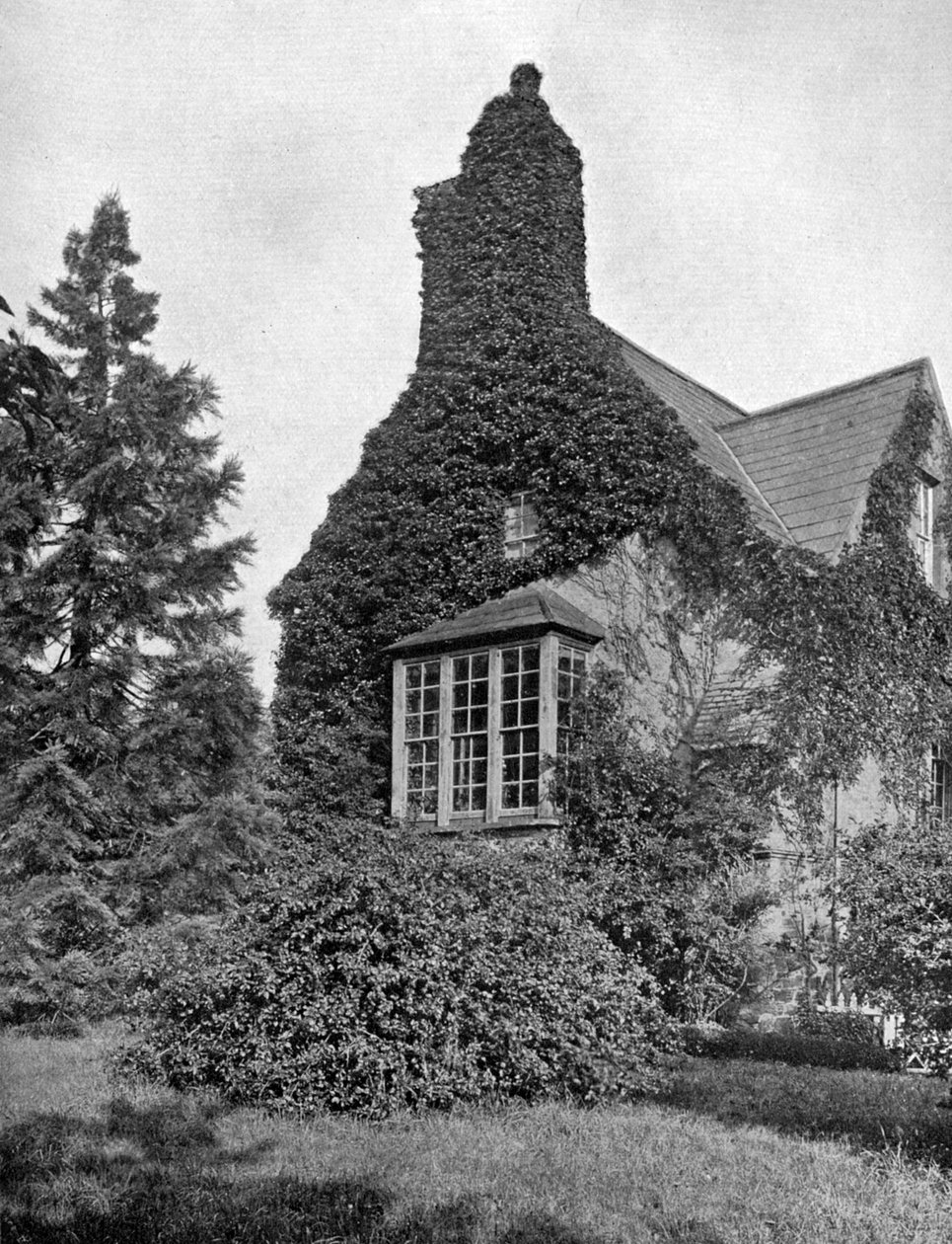 Sir Walter Raleighs evi, Youghal, Cork Kontluğu, İrlanda, 1924-1926. by York and Son