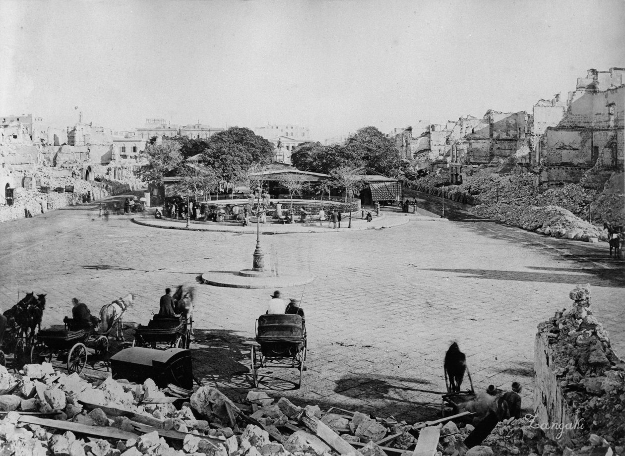 İskenderiye bombardımanından sonra Manşeya Meydanı, 1882 by Zangaki Brothers