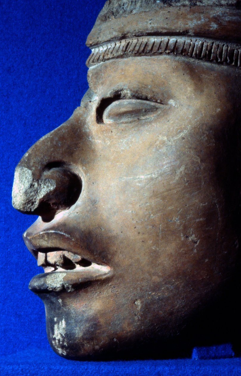 Bir Zapotec erkeğinin profili, geç Klasik Dönem (MS 700-1000) (seramik) by Zapotec