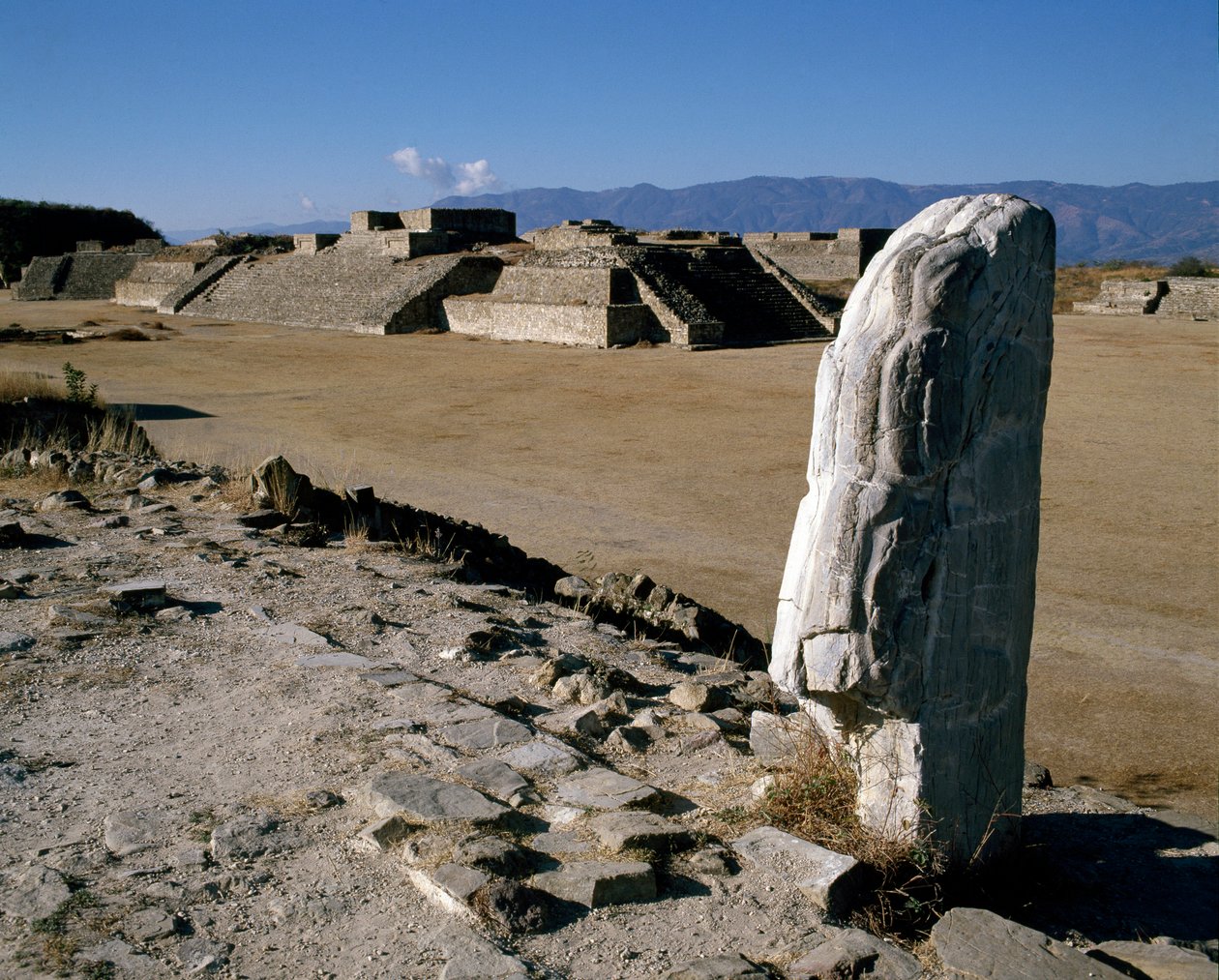 Anıtların görünümü I, H, G by Zapotec Zapotec