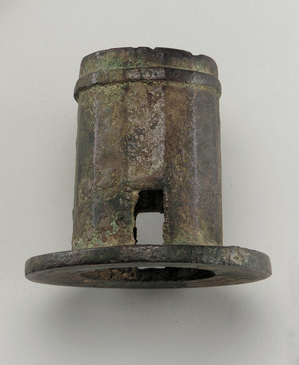 Araba montajı: aks kapağı by Zhou Dynasty Chinese School