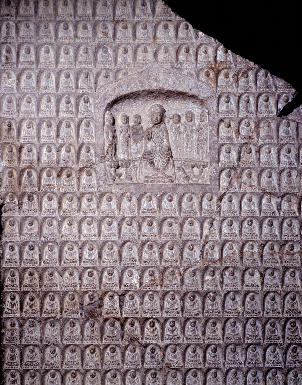 Çin sanatı: bin Buda steli. Zhou Hanedanlığı (Cheou) Dönemi. MÖ 11.-3. yüzyıl. Şanghay. Şanghay Müzesi by Zhou Dynasty Chinese School
