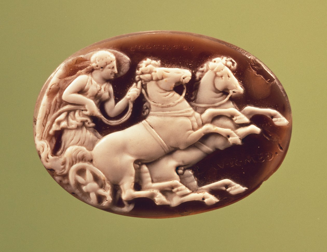 Bir arabada Nike Cameo by Hippolyte Lalaise Devéria