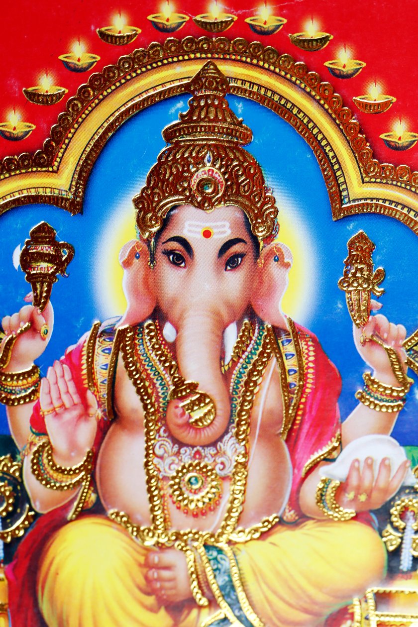 Ganesha veya Ganapati: fil başlı Hindu tanrısı. by . .