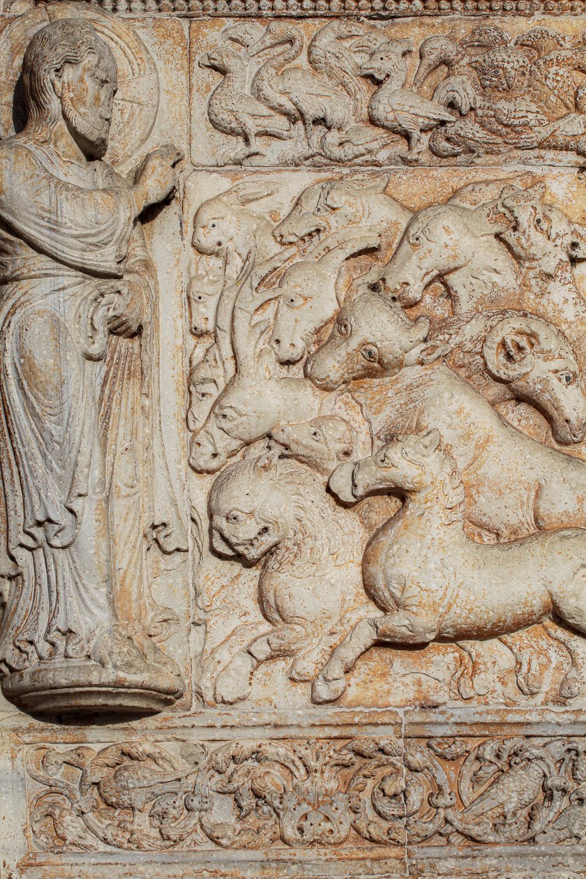 San Zeno Maggiore portalının alçak kabartması. Verona by . .