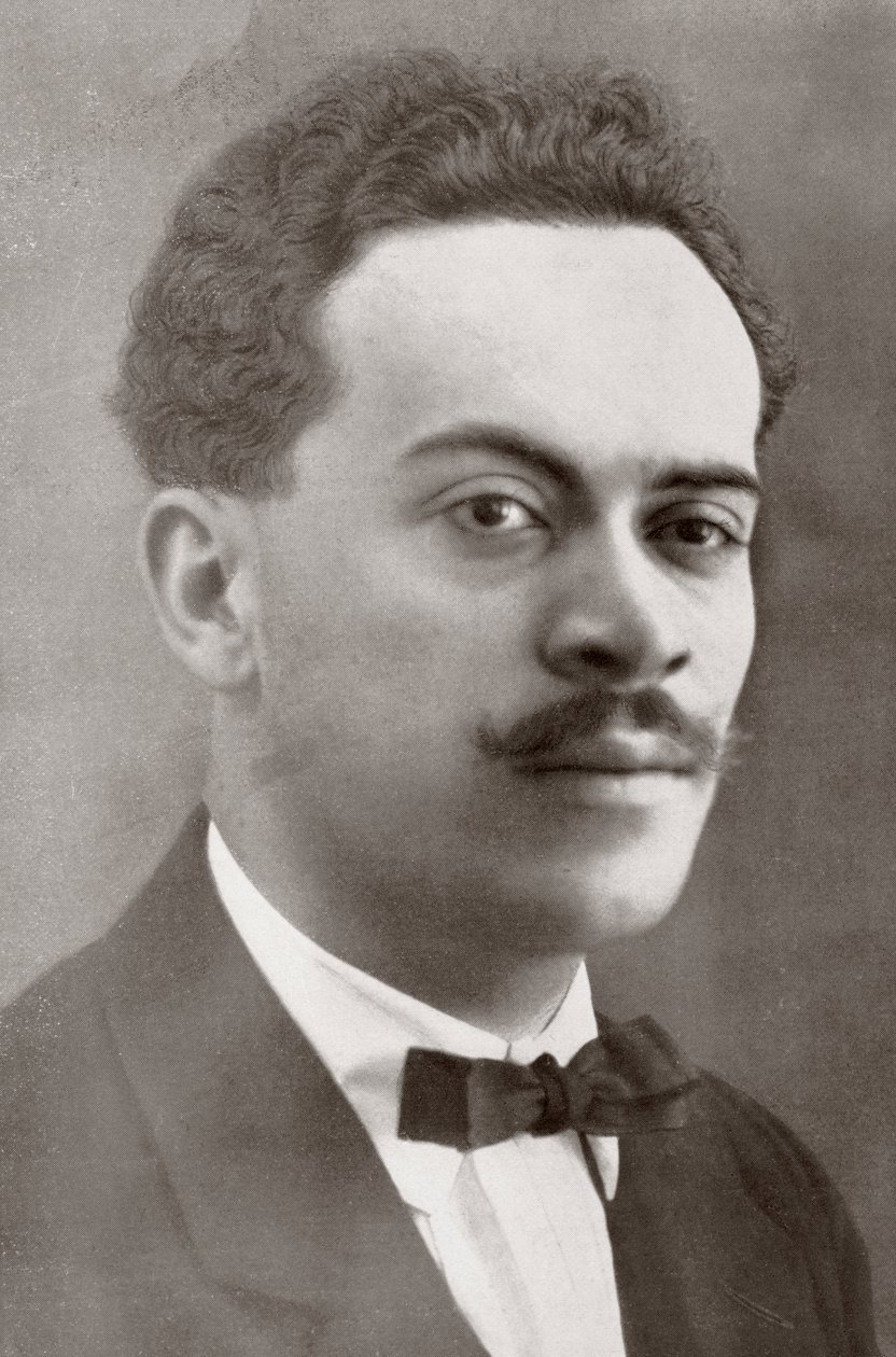 Rafael Millán Picazo (1893 -1957), La Esfera
