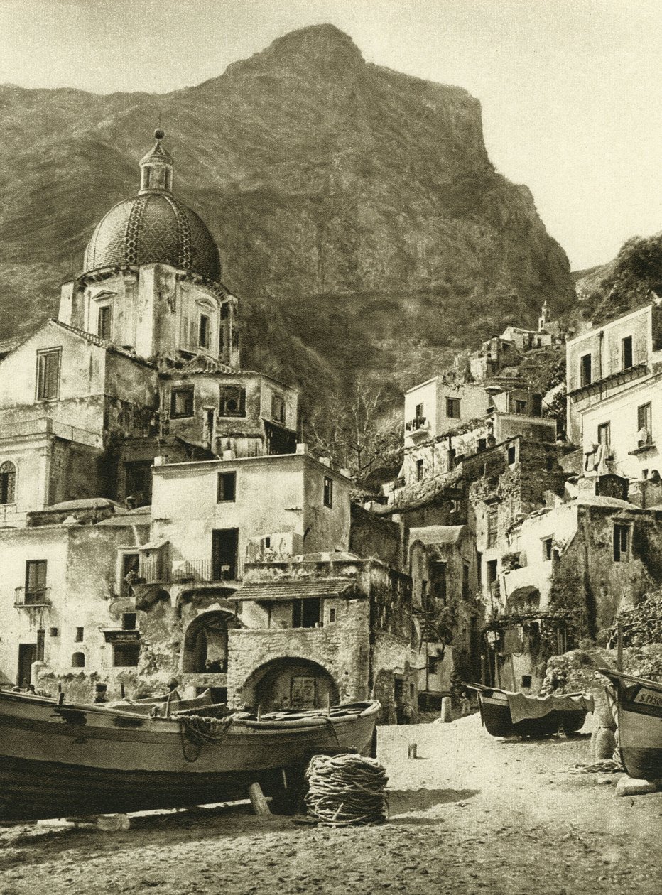 Napoli yakınlarındaki Amalfi kıyısındaki Positano balıkçılarının kasabası by Ferdinand Georg Waldmuller