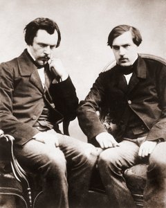 Edmond de Goncourt (1822-1896) ve Jules de Goncourt (1830-1870) kardeşler, edebiyat eleştirmenleri ve Fransız yazarlar, 1855 dolaylarında Gaspard Felix Tournachon dit Felix Nadar (1820-1910) tarafından çekilmiş fotoğraf