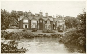York Cottage, Sandringham (s/b fotoğraf) by (after) English photographer