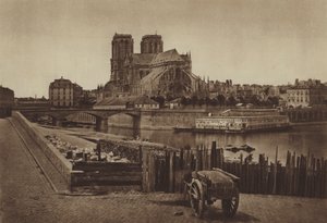 Notre-Dame apsisi (s/b fotoğraf) by (after) French Photographer