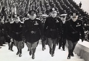 Mussolini askeri geçit töreninde (s/b fotoğraf)