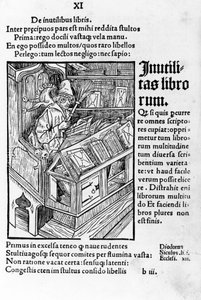 Savant ofisinde. Bir çift gözlük takıyor. Dürer