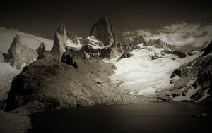 İsimsiz,2019,(fotoğraf) by Alex Caminker