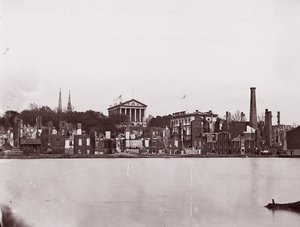 Kanalın Kuzey Kıyısında Harabeler, Richmond, 1865. by Alexander Gardner