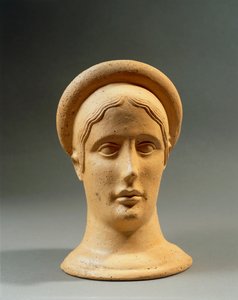 Şapkalı bronz bir adak kadınsı başının yakın çekimi, İtalik uygarlığı, MÖ 4.-3. yy. by Nicolas Toussaint Charlet