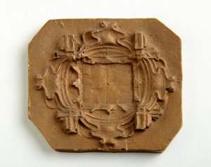 Sekizgen bir plaket için maket (yaldızlı sıva)