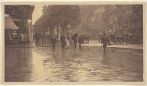 Paris Bulvarında Islak Bir Gün by Alfred Stieglitz
