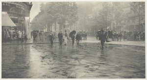 Paris Bulvarında Islak Bir Gün by Alfred Stieglitz