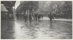 Paris Bulvarında Islak Bir Gün by Alfred Stieglitz