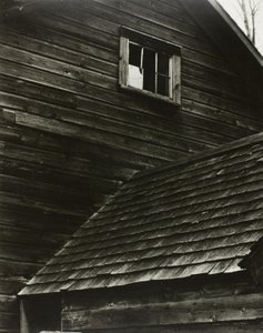 Ahır, George Gölü by Alfred Stieglitz