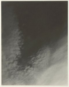 E Setinden Eşdeğeri (Baskı 3) by Alfred Stieglitz