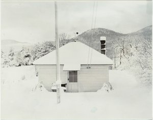 İlk Kar ve Küçük Ev, 1923. by Alfred Stieglitz