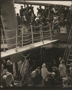 Steerage, 1907, 1915