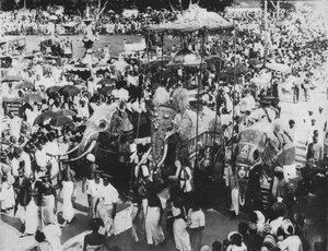 Perahera Alayı