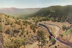 Apaçi Kanyonu, Las Vegas ve Lamy, New Mexico arasında (renkli fotoğraf) by American Photographer