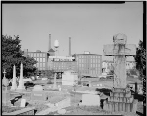 Cabbagetown Bölgesi (Genel Görünümler), Boulevard, Pearl Street, Memorial Drive ve Demiryolu rayları, Atlanta, Fulton County, GA (s/b fotoğraf) by American Photographer
