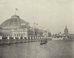 Bahçıvanlık Binasından Kuzey Lagünü by American Photographer