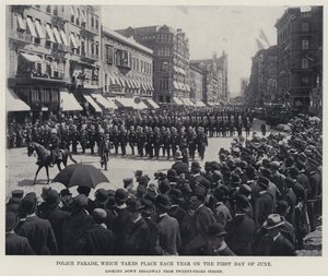 Her Yıl Haziran Ayının İlk Günü Gerçekleşen Polis Yürüyüşü (s/b fotoğraf) by American Photographer