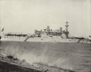 Savaş Gemisi Illinois by American Photographer