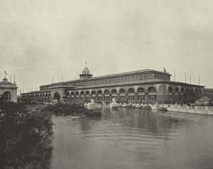 Ulaşım Binası by American Photographer