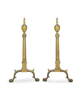 Bir çift Chippendale andirons, Philadelphia veya New York, 1780-1800 by American School
