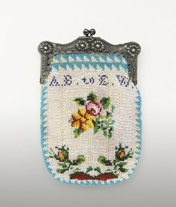 Boncuklu Çanta, c. 1843 (cam boncuklar, nikel gümüşü ve tekstil desteği) by American School