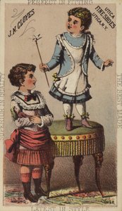 Ayak Taburesinde Duran Kız by American School