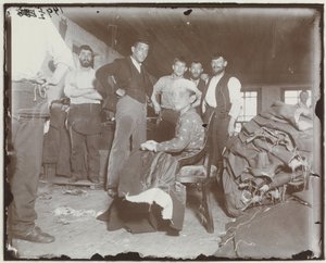 Bir Ter Dükkanında by American School