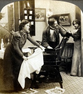 Saçını Vurmak.