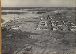 Orta Doğu'da (muhtemelen) havadan görülen şehir by Anonymous