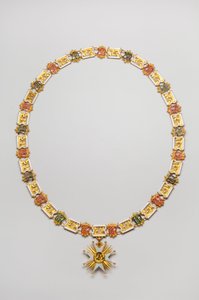 Baviere Krallığı - Aziz Hubert Nişanı: Luitpold, Duke en Baviere (1890-1973) tarafından takılan kolye - 18. yüzyılın sonu - Altın ve Emaux - Kolye: L 122 cm; ağırlık 460 g (kolye dahil) - Sarkıt: D 7,5 cm - Özel koleksiyon by Anonymous Anonymous