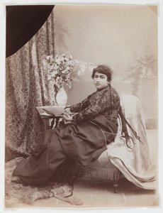 Örgülü kadın (gümüş albümen fotoğraf)